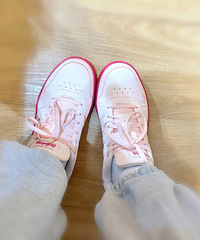 �����˰�����˫�˼�С��ݮ����ĺܺÿ����۸�Ҳ̫����