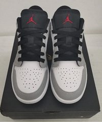大型真香现场,aj1上脚,真香了!
