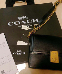 官网买的coach哈顿包,要退吗?