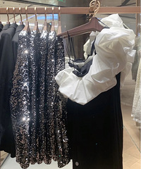 UR这些衣服款式,我真的好奇真会有人买吗?