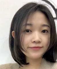自然微翘的精致鼻型,让我气质满分,成功变成侧颜杀