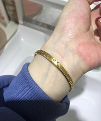 以前一直觉得很黄金很俗气,现在的周大福真香~