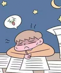 学霸付出的努力不敢想象,初中孩子每天只睡5小时,周末都在补课