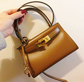 王霏霏同款绝美TB包