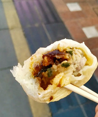 �򿨽�ű�������Ǳ���İ��ӣ���ԧ���ں͵�����