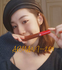 冒着踩雷的风险下叉阿玛尼秋冬新款口红,试色后好惊喜,很显白