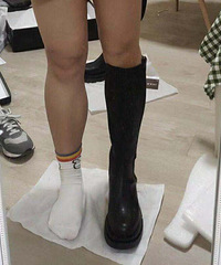 �ȴ�����ä���һ˫��ʿѥ���ɹ��³�