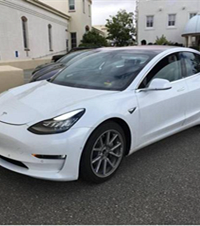 好多女生喜欢开特斯拉Model 3,除了颜值高还有其他原因?