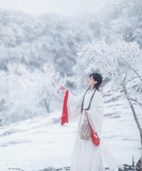 ŮɽĵһѩֻĴƬôPOSE