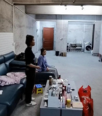 450㎡江景豪宅,装修只花了4500元,毛坯房都比这个好吧!