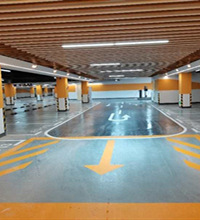 中央公园公园大道头排组团接房前打探,车库和架空层必须给好评
