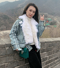这件衣服买1件等于有3件,每种穿法都好看,领子又大还很舒服