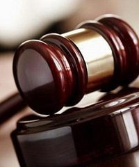 空姐被丈夫公开“出轨”聊天记录后停职,怒告其侵权,法院判了