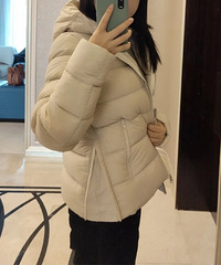JNBY这件羽绒服挂在店里看着平平无奇,没想到穿上还不错