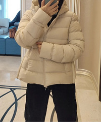 JNBY这件羽绒服挂在店里看着平平无奇,没想到穿上还不错