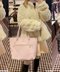 Coach特卖会低至1.5折,几面墙的包包多得我挑花眼!