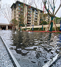 龙湖千山新屿接房,洋房价格8500/㎡的小区,大家觉得如何