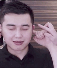 李佳琦和小助理分家,再同框0互动