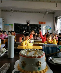 ����ʦ��ѧ�����˸����⣬�����ǴӼ����������