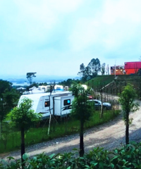 住房车,搭帐篷,还吃了当地大火的鱼摆摆,这个周末不要太幸福