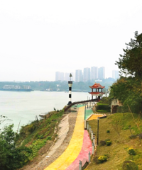 江北居然还有这么个步道,风景秀丽空气好,没什么人,适合锻炼