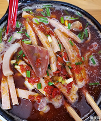 ��ɿ�����½���ʳ���صأ���������Щֵ�ô򿨣�