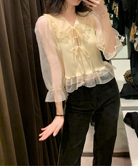 ���۱�����Ů�������Ķ��ɫ����