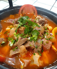 ���ڴ�ƺ���ֵķ���ţ�������������������2��