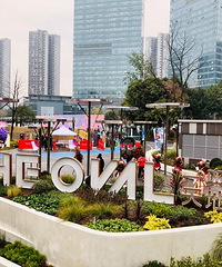 ֱ����һ����ء���ҵ��Ʒ���ۿ۳��࣬����100��200����ȯ