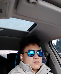 93年171CM的处女座小哥征婚,从事售前售后工作