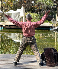 ��ͷ���ģ��Ϻ���Щүү���̵Ĵ�����кö�ϸ�ڿɽ������ʱ��