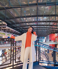 �����ɫ���ë�£�����ĳ���ϲ����ȫ��ë�ģ����ڴ���⴩