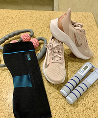 �����������ʣ�����������Ϳ��˶�Ь����