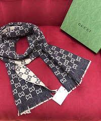 ����ϵ�У�Gucci�̲�ɫ˫��Χ��ȷʵ�ܺÿ�