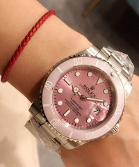 ����ʿ��ˮ������Ů�ı�����ֱ�