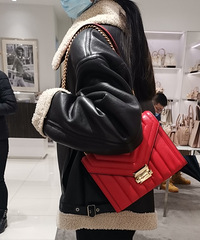 MK���챱�����޶��ë��