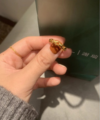 不知是不是30岁的原因 今年格外的喜欢金子
