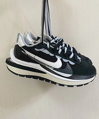 ̫˧�ˣ�����Ů��ֵ�����һ˫Nike Sacai