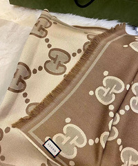 Gucci ��һ���������̲�ɫΧ����