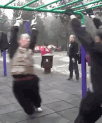 当他们开始健身,外国人都得低头