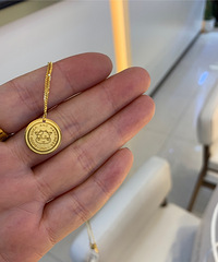 一年到头了,奖励一下辛苦了一年的自己,每年都喜欢买点黄金