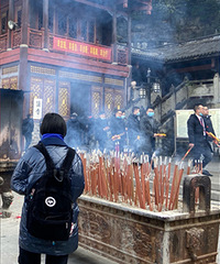 听说老君洞求姻缘很灵?我去看了看