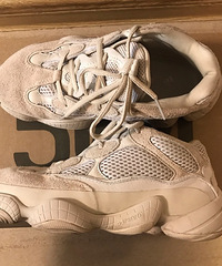 你打算买哪双新鞋过年?我买了一双鞋子500和air Jord