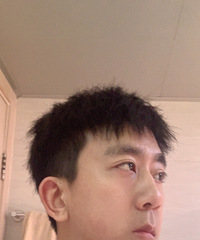 96年173CM的金牛座小哥征婚,从事UI设计