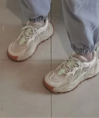 ���������ˣ���˫��̤�ϵ�Ь�޺ÿ��� �����ˣ�