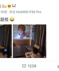 李佳航给儿子看自己演的动画片,哈哈哈哈哈