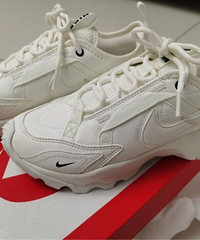 Nike�ϵ�Ь�����־�����ڣ�