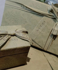 GUCCI�ų���������������Ȼ���к���������Ŀ�����