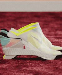 Nike��˫����Ƶ�Ь�����ǻ�����