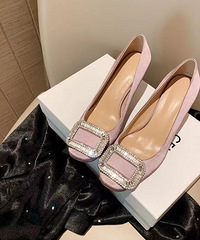 ������ͬ��߸�Ь���Ͻų�����������